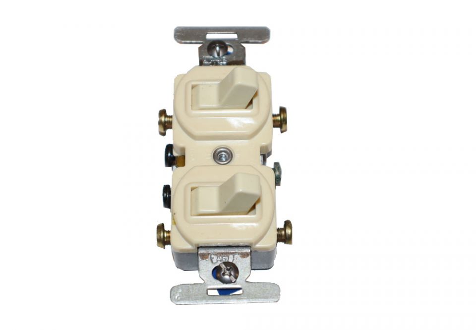 switch合計3台 Supplies Depot: Cooper-Eagle 276V-BOX 3-Way Duplex Switch Ivory