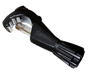 Gastite GTCUTTER-SM2 Black Cutter 3/8 to 1 inch Gastite and 1/2 to 1 inch Flash Shield