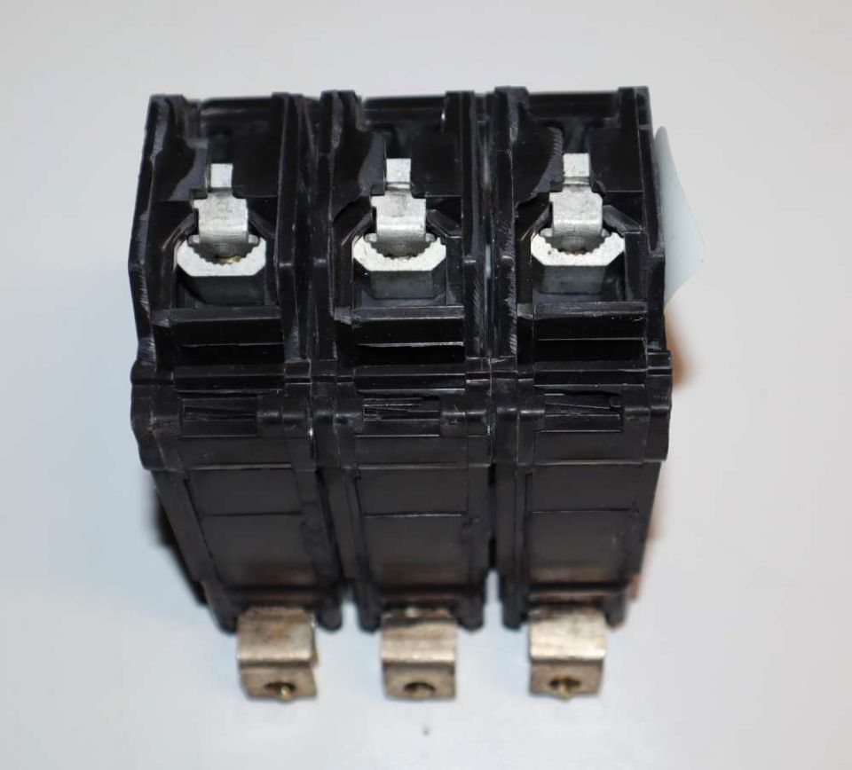 GE THQB32070 3 Phase 70A Bolt-on Circuit Breaker