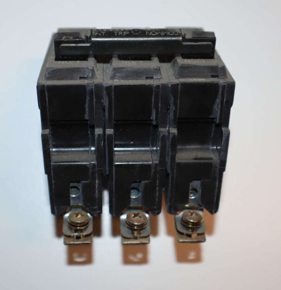 GE THQB32070 3 Phase 70A Bolt-on Circuit Breaker