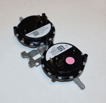 Goodman 0130F00439 Pressure Switch -1.27 Rose