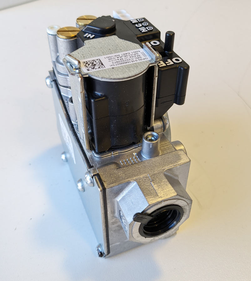 Goodman 0151M00027S NG Gas Valve - Includes 0259M00005 to Replace 0151M00028S