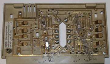 Honeywell Q682B1201 Switching Subbase