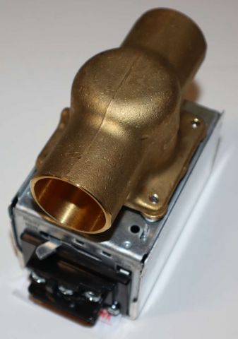 Supplies Depot: Honeywell V8043F1051 1 inch Sweat Zone Valve with Terminal  Block Connection