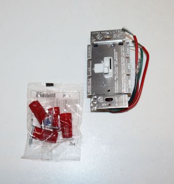 Lutron AY-103P-WH 3-Way Dimmer