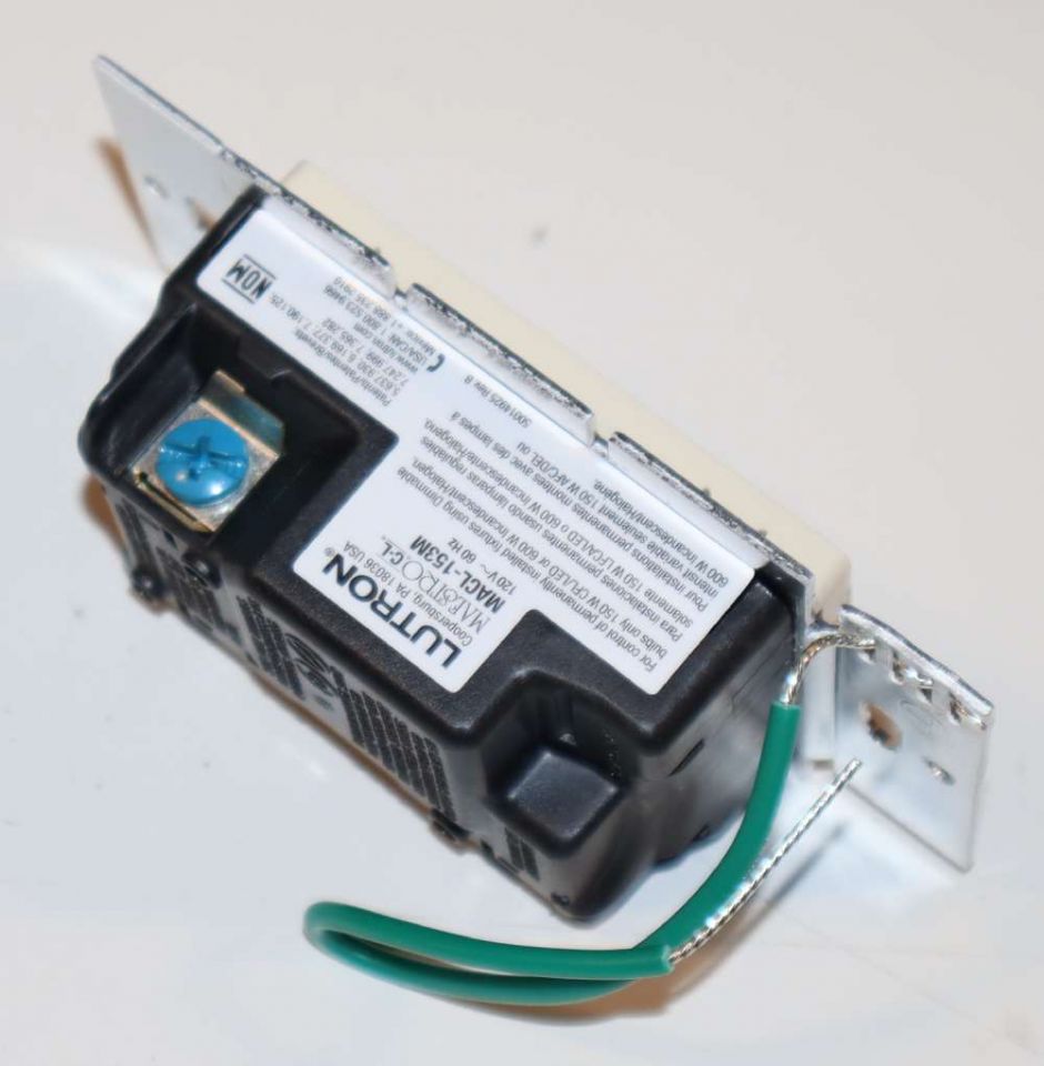 Supplies Depot Lutron MACL 153M LA LED CFL Dimmer