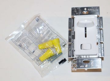 Lutron S-600P-WH Skylark Incandescent Dimmer