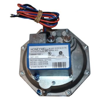 Raypak 600656 Gas Valve 1-1/4 inch 2-Stage NG Natural Gas