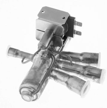 Rheem 61-101684-01 Reversing Valve with 24V Coil