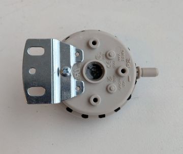 Utica 240013044 Pressure Switch