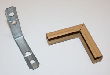 Wiremold 517 2-3/4 inch Internal Elbow